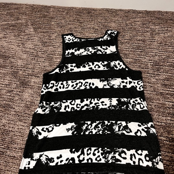 COPY - Cheetah print striped tank top - Picture 3 of 4